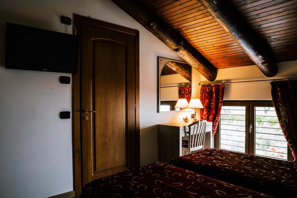 Agriturismo Cascina Del Vai Cairo Montenotte Ngoại thất bức ảnh