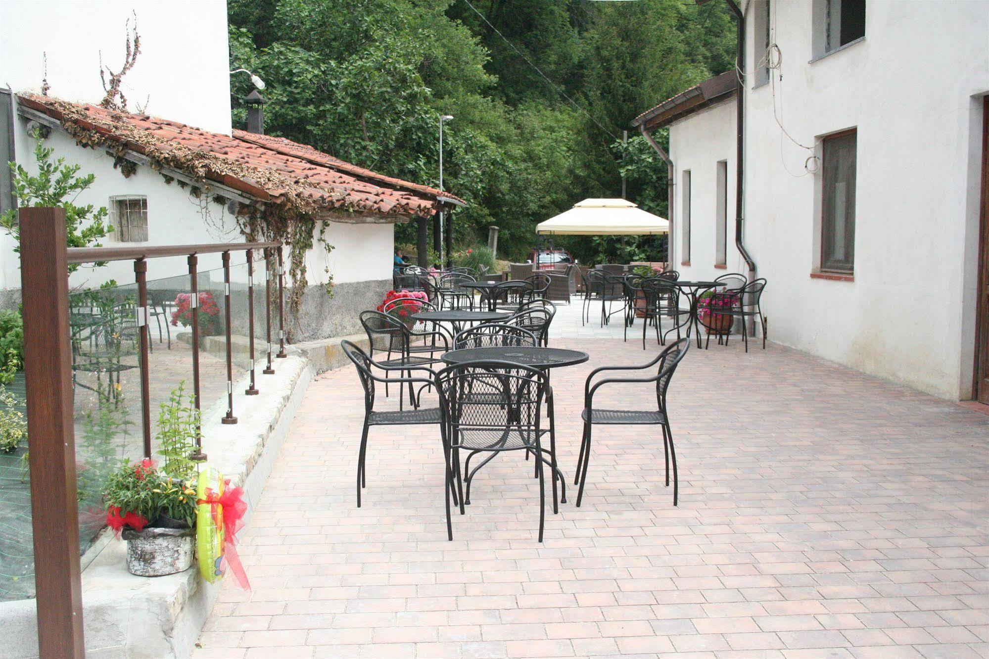 Agriturismo Cascina Del Vai Cairo Montenotte Ngoại thất bức ảnh