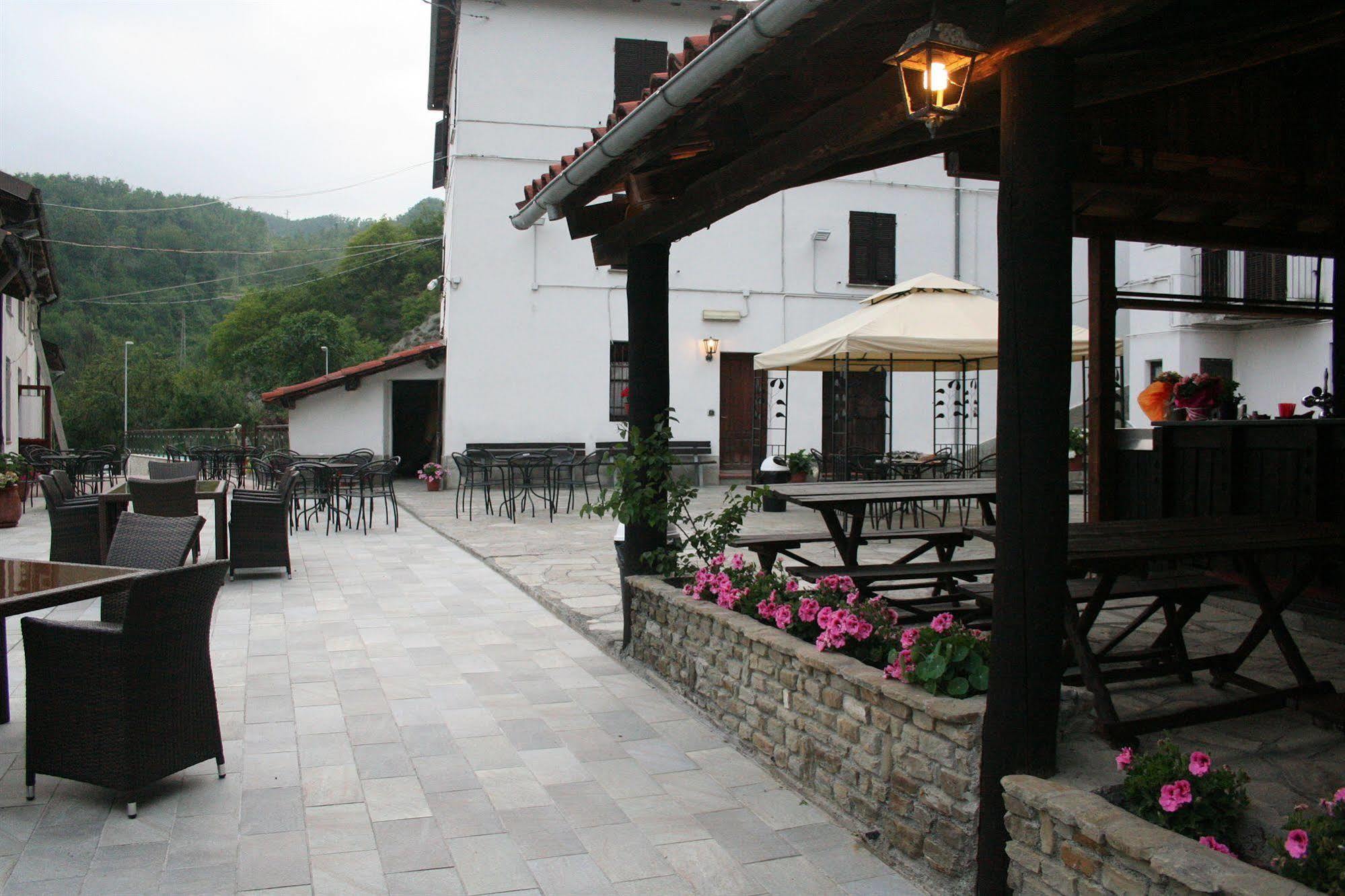 Agriturismo Cascina Del Vai Cairo Montenotte Ngoại thất bức ảnh